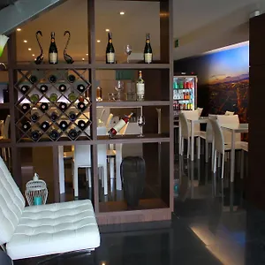 Santa Barbara Boutique Hotel